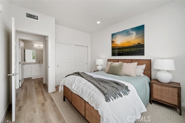 2475 Victoria Ave., San Luis Obispo CA: https://media.crmls.org/medias/f8a7d2d9-4b22-4c6d-a0d1-2cbbd29b26c0.jpg