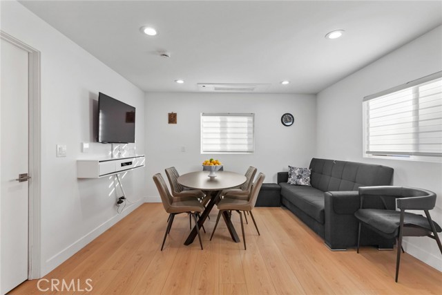 Image 22 of 35 For 1010 Mariposa