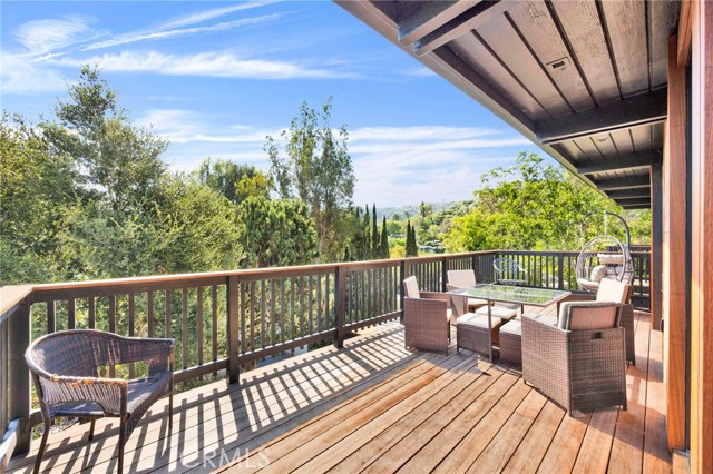 Detail Gallery Image 19 of 44 For 4009 Weslin Ave, Sherman Oaks,  CA 91423 - 3 Beds | 3 Baths