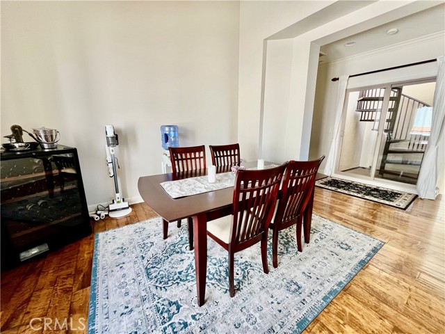 Detail Gallery Image 32 of 65 For 227 S Helberta Ave #B,  Redondo Beach,  CA 90277 - 4 Beds | 3/1 Baths