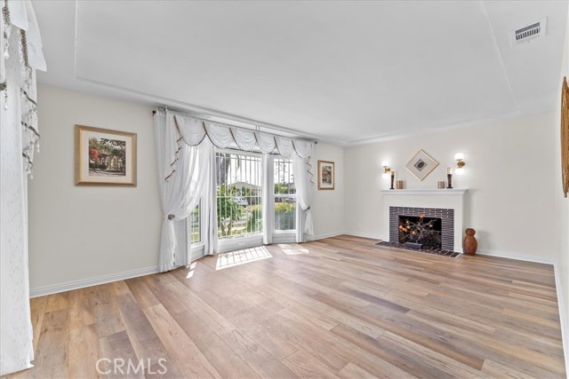 Detail Gallery Image 14 of 30 For 9801 S Hobart Bld, Los Angeles,  CA 90047 - 3 Beds | 2 Baths