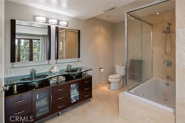 6312 Tahoe Drive, Los Angeles CA: https://media.crmls.org/medias/f8a94ef0-7b42-465e-b4ac-bc6b01b0020f.jpg