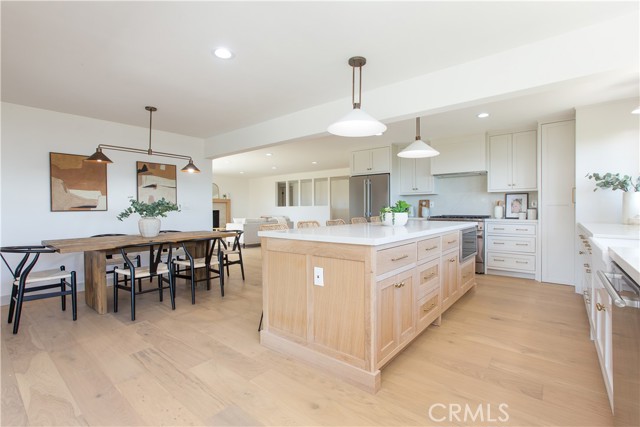 2348 Sunnyside Ridge Road, Rancho Palos Verdes, California 90275, 4 Bedrooms Bedrooms, ,2 BathroomsBathrooms,Residential,Sold,Sunnyside Ridge,PW23030378