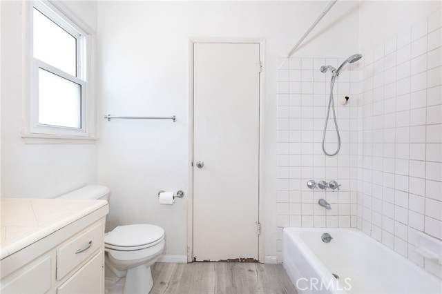 10436 Columbus Avenue photo 29