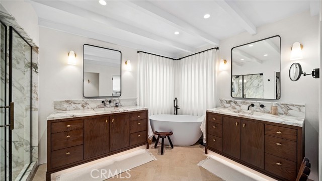 Detail Gallery Image 25 of 45 For 27 Emerald Bay, Laguna Beach,  CA 92651 - 4 Beds | 5/1 Baths