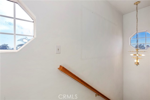 9850 Lombardy, Bloomington CA: https://media.crmls.org/medias/f8aab7d3-ed2c-4d2c-bb86-20421ad2114f.jpg