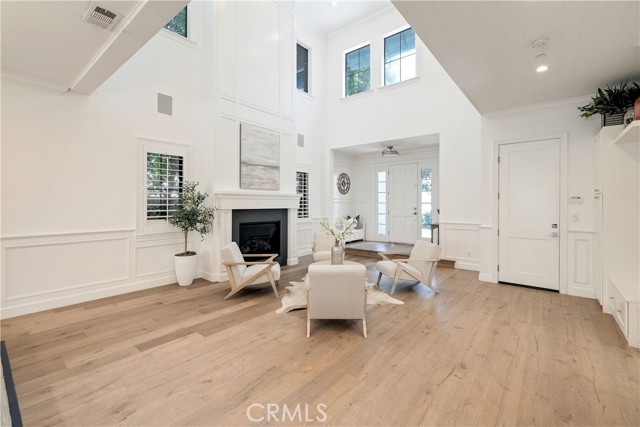 2001 Oak Avenue, Manhattan Beach, California 90266, 5 Bedrooms Bedrooms, ,5 BathroomsBathrooms,Residential,For Sale,Oak,SB25183354