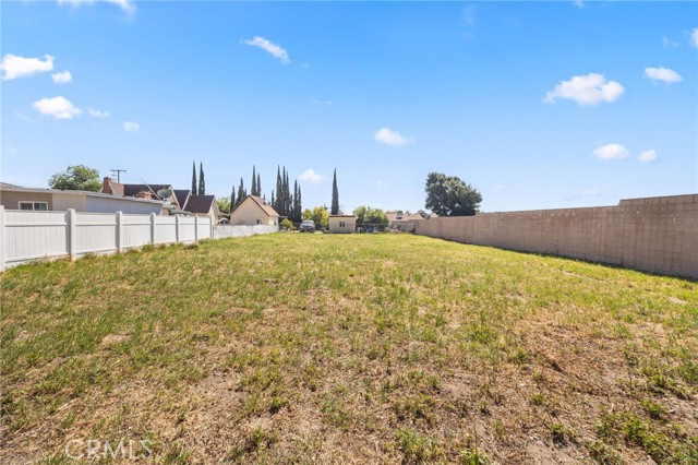 Detail Gallery Image 24 of 34 For 17875 Merrill, Fontana,  CA 92335 - 3 Beds | 1/1 Baths