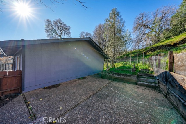 12410 Lakeview Drive, Clearlake Oaks CA: https://media.crmls.org/medias/f8ac1960-d842-4470-be6a-7a0e086441c6.jpg