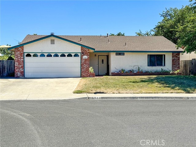 Detail Gallery Image 1 of 1 For 948 Player Ln, Paso Robles,  CA 93446 - 3 Beds | 2 Baths