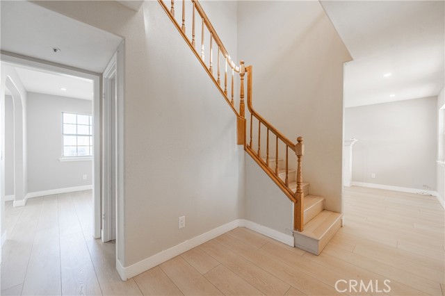 Detail Gallery Image 6 of 61 For 957 Sierra Hills Ln, Palmdale,  CA 93550 - 3 Beds | 2 Baths