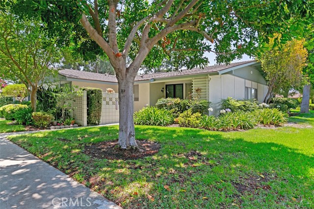 198 Avenida Majorca #E, Laguna Woods, CA 92637