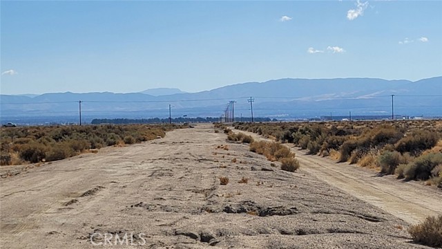 0 Ave C11 & 40th St W, Lancaster CA: https://media.crmls.org/medias/f8ad286d-8aae-4d29-88e3-577d474d459f.jpg