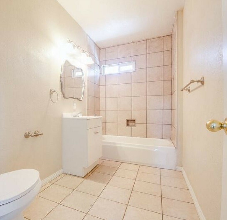 Detail Gallery Image 9 of 14 For 564 W Virginia St, San Bernardino,  CA 92405 - 2 Beds | 1 Baths