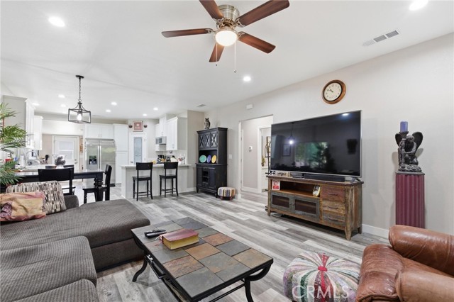 Detail Gallery Image 9 of 35 For 458 Oregon, Gridley,  CA 95948 - 2 Beds | 2 Baths