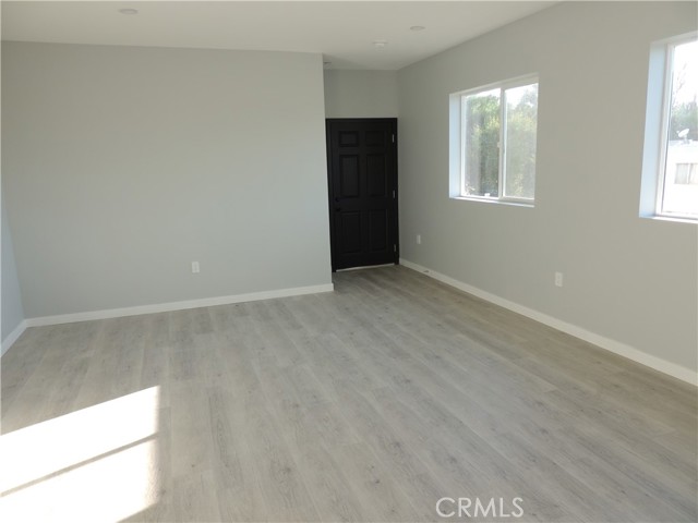 Detail Gallery Image 6 of 16 For 22735 Del Valle St #9,  Woodland Hills,  CA 91364 - 3 Beds | 2 Baths