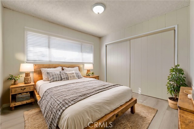 Detail Gallery Image 6 of 12 For 9308 Yolanda Ave, Northridge,  CA 91324 - 3 Beds | 2 Baths