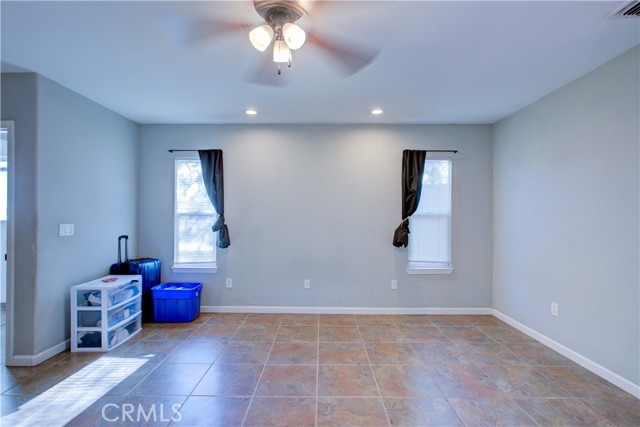 Detail Gallery Image 31 of 52 For 148 E 23rd, Merced,  CA 95340 - 3 Beds | 2 Baths