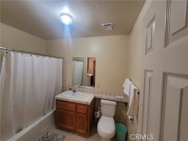 Detail Gallery Image 17 of 30 For 19218 Elm Dr, Apple Valley,  CA 92308 - 1 Beds | 2 Baths