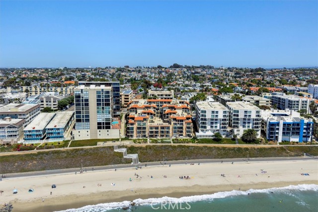 555 Esplanade, Redondo Beach CA: https://media.crmls.org/medias/f8b0d5a6-43e1-4ad9-9414-071235feffae.jpg