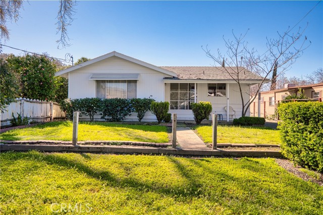 Detail Gallery Image 2 of 51 For 6385 14th Ave, Lucerne,  CA 95458 - 2 Beds | 1 Baths