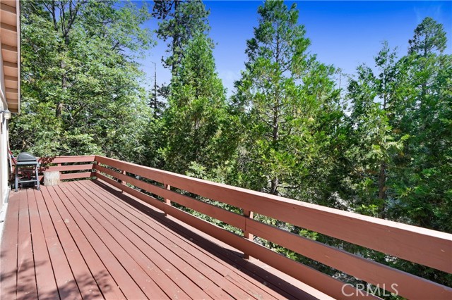 Detail Gallery Image 23 of 27 For 27644 Oak Knoll Dr, Lake Arrowhead,  CA 92326 - 4 Beds | 3/1 Baths