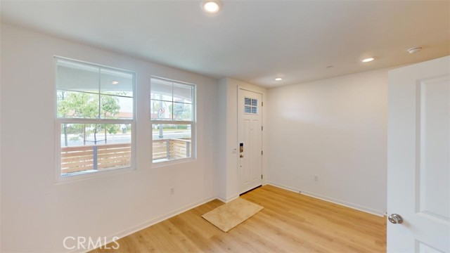 Detail Gallery Image 4 of 52 For 16424 Whittier Bld #5,  Whittier,  CA 90603 - 3 Beds | 3/1 Baths
