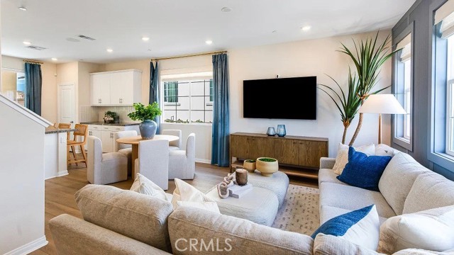 Detail Gallery Image 5 of 18 For 1357 Yeager Ave, Rialto,  CA 92376 - 4 Beds | 3 Baths