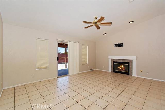 Image 3 for 25631 3Rd St, Barstow, CA 92311
