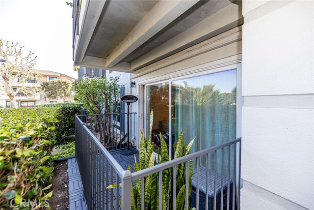 Detail Gallery Image 23 of 52 For 500 Cagney Ln #106,  Newport Beach,  CA 92663 - 1 Beds | 1 Baths
