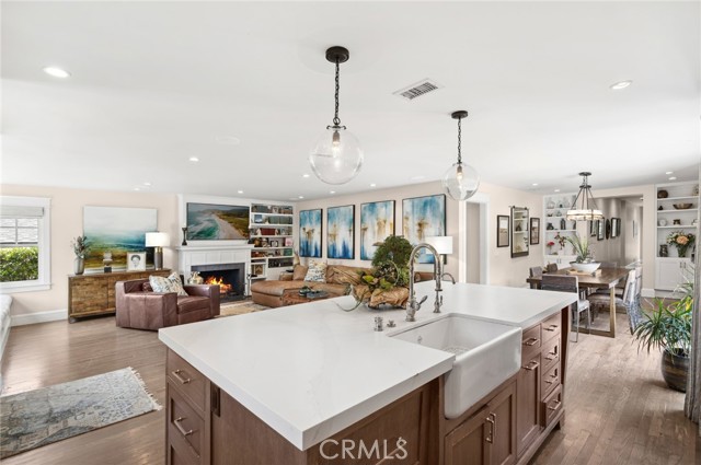 620 Brooks Street, Laguna Beach CA: https://media.crmls.org/medias/f8b58800-2050-4863-9203-a0ef57681734.jpg