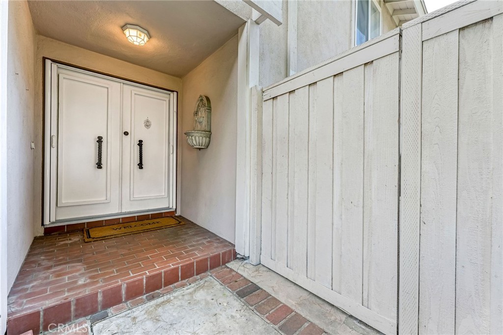 MLS #OC26157287 image #2