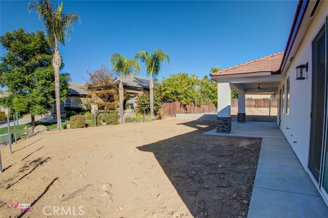 Detail Gallery Image 39 of 53 For 14902 Colonia De Las Rosas, Bakersfield,  CA 93306 - 3 Beds | 2 Baths