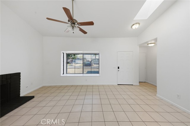 Detail Gallery Image 6 of 32 For 14545 Sylvester, Moreno Valley,  CA 92553 - 2 Beds | 2 Baths