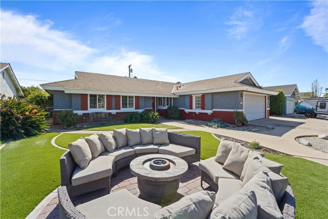 Detail Gallery Image 2 of 43 For 130 W Crystal View Ave, Orange,  CA 92865 - 4 Beds | 2 Baths