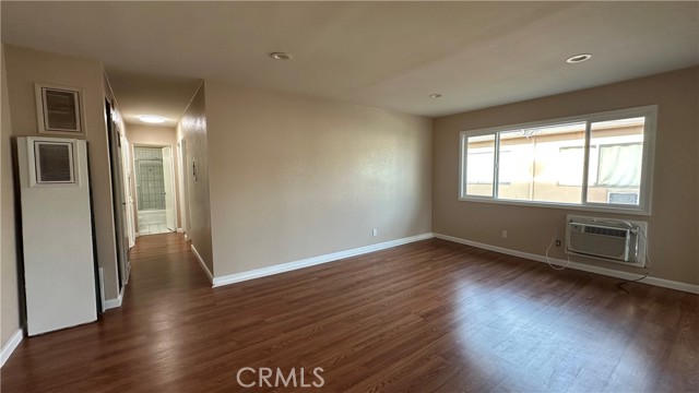 Detail Gallery Image 5 of 19 For 3050 Vineland #8,  Baldwin Park,  CA 91706 - 2 Beds | 1 Baths