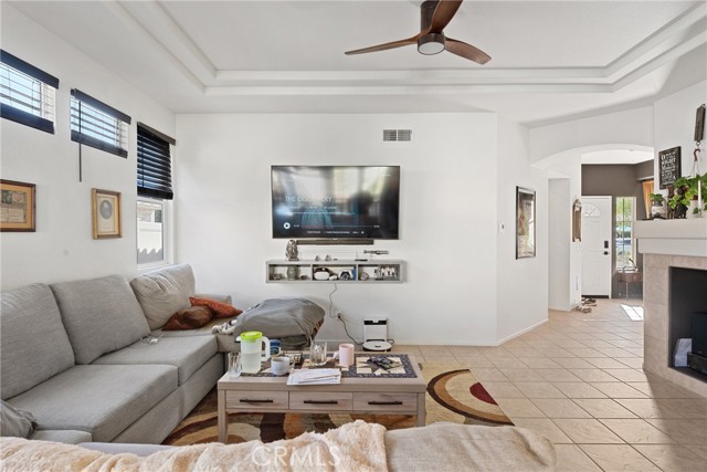 Detail Gallery Image 5 of 35 For 1851 Riviera, Banning,  CA 92220 - 2 Beds | 2 Baths