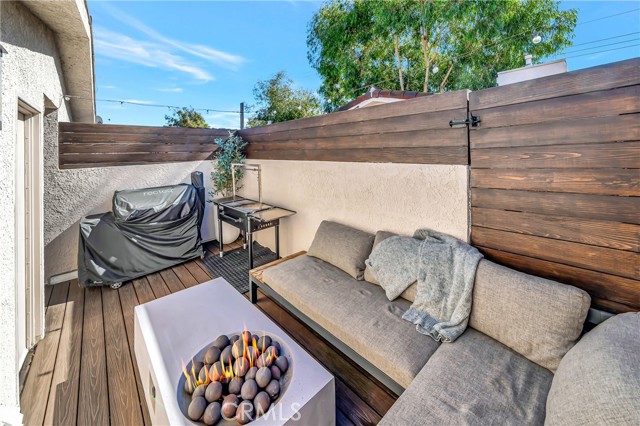 Detail Gallery Image 34 of 42 For 14727 Magnolia Bld #126,  Sherman Oaks,  CA 91403 - 2 Beds | 2/1 Baths