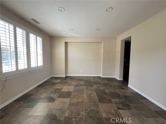 14538 Eagle River Road, Eastvale CA: https://media.crmls.org/medias/f8bc1d41-0455-4905-91cb-2dbf16517803.jpg
