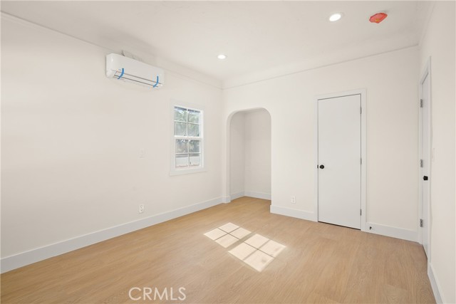 Detail Gallery Image 52 of 56 For 2840 Potomac Ave #1/2,  Los Angeles,  CA 90016 - 2 Beds | 1 Baths