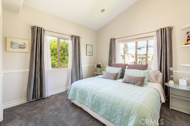 2010 Curtis Avenue, Redondo Beach, California 90278, 4 Bedrooms Bedrooms, ,2 BathroomsBathrooms,Residential,Sold,Curtis,SB18108494