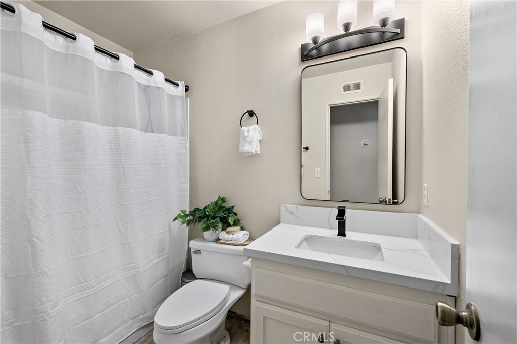 MLS #OC25247565 image #20