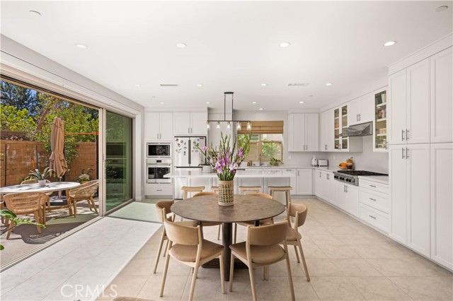 Detail Gallery Image 22 of 73 For 60 Rotunda, Irvine,  CA 92620 - 4 Beds | 3/1 Baths