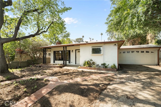 Detail Gallery Image 2 of 23 For 1233 Sonoma Dr, Altadena,  CA 91001 - 3 Beds | 1 Baths