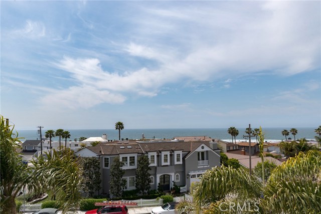 2116 Monterey Boulevard, Hermosa Beach, California 90254, 3 Bedrooms Bedrooms, ,3 BathroomsBathrooms,Residential,Sold,Monterey,SB17077141