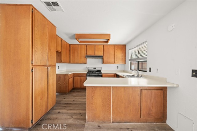 Detail Gallery Image 14 of 45 For 29527 Singing Wood Ln, Menifee,  CA 92586 - 4 Beds | 2 Baths