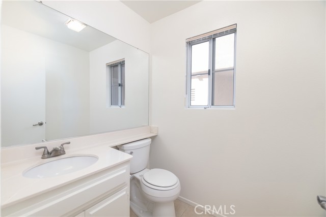 Detail Gallery Image 18 of 43 For 1150 San Marino Ct #103,  Corona,  CA 92881 - 3 Beds | 2/1 Baths