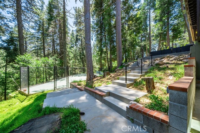 Detail Gallery Image 58 of 69 For 733 Crest Estates Dr, Lake Arrowhead,  CA 92352 - 5 Beds | 3/1 Baths