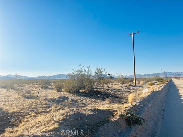 Detail Gallery Image 5 of 9 For 9 Midway Ave, Lucerne Valley,  CA 92356 - – Beds | – Baths