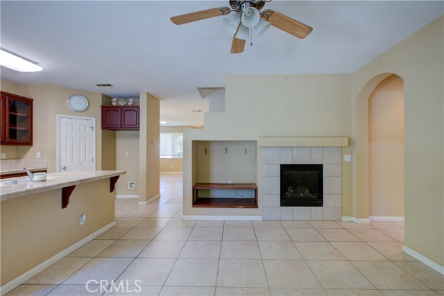 Detail Gallery Image 11 of 55 For 1492 Antioch Ct, Merced,  CA 95348 - 5 Beds | 2/1 Baths